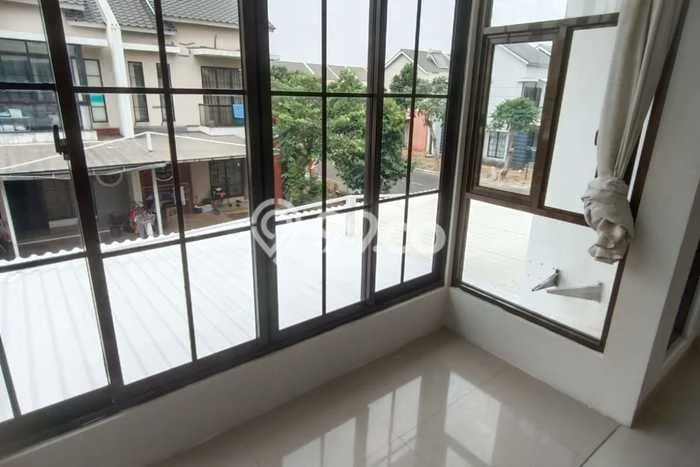 HUNIAN EKSKLUSIF! Rumah di Cipondoh, 2 KT, Konsep Modern, LT 48m² LB 76m² HUNIAN EKSKLUSIF! Rumah di Cipondoh, 2 KT, Konsep Modern, LT 48m² LB 76m²