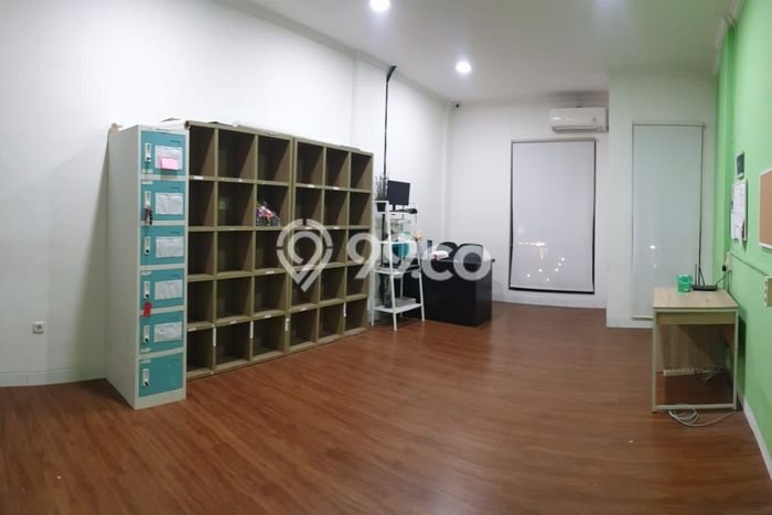 Ruko Dijual di Ciputat LT 54m2, LB 162m2 Solusi Investasi Cerdas Ruko Dijual di Ciputat LT 54m2, LB 162m2 Solusi Investasi Cerdas