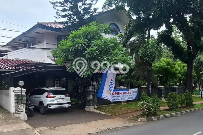 Hunian Super Elit dengan Akses Paling Strategis di Bintaro, Tangerang Selatan Hunian Super Elit dengan Akses Paling Strategis di Bintaro, Tangerang Selatan