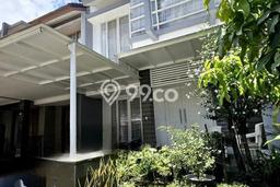 Hunian Elit LB 105m2 Siap Huni Desain Elegan di Bintaro, Tangerang Selatan Hunian Elit LB 105m2 Siap Huni Desain Elegan di Bintaro, Tangerang Selatan