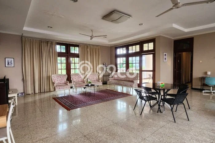 Rumah Luxury Modern Tanpa Renovasi di Pondok Indah Jakarta Selatan Rumah Luxury Modern Tanpa Renovasi di Pondok Indah Jakarta Selatan