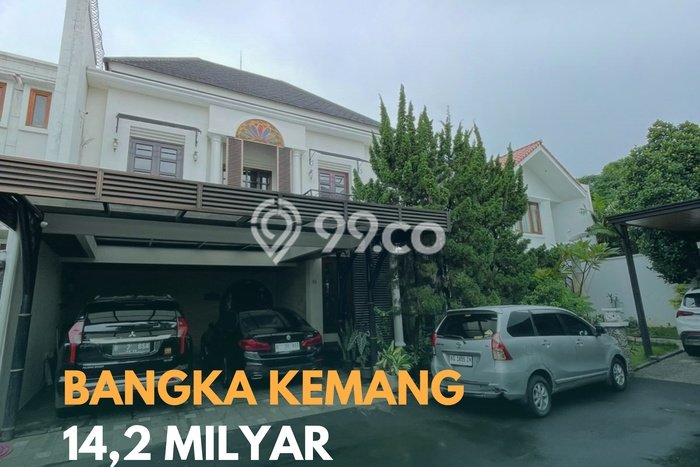 Ready to Use! Premium House LT 310m2 Desain Elegan di Kemang Ready to Use! Premium House LT 310m2 Desain Elegan di Kemang
