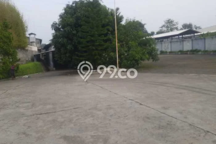 Gudang paling strategis disewakan di Ngaliyan Semarang Gudang paling strategis disewakan di Ngaliyan Semarang
