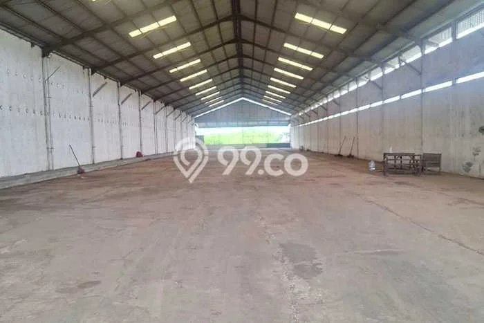 Unit Gudang Paling Strategis di Brebes Brebes dengan LB 1300m2 Unit Gudang Paling Strategis di Brebes Brebes dengan LB 1300m2