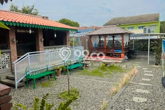 Komersial Dijual di Majalengka LT 200m2 & LB 50m2 Lokasi Terbaik! Komersial Dijual di Majalengka LT 200m2 & LB 50m2 Lokasi Terbaik!