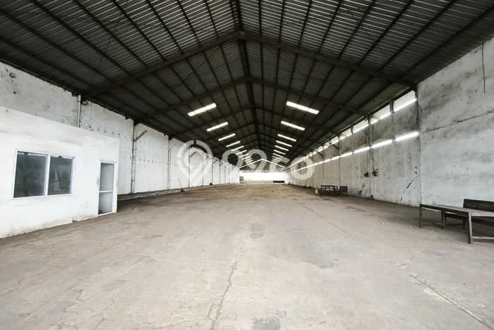 Unit Gudang Paling Strategis di Brebes Brebes dengan LB 1300m2 Unit Gudang Paling Strategis di Brebes Brebes dengan LB 1300m2