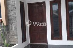 Sewa Rumah Murah di Kedungwaringin Bogor dengan 4 Kamar Tidur Sewa Rumah Murah di Kedungwaringin Bogor dengan 4 Kamar Tidur