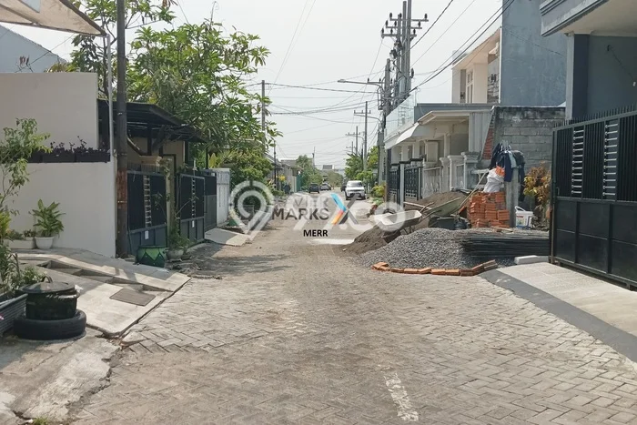 Rumah Strategis Minimalis Lb 100m2 di Rungkut, Surabaya Rumah Strategis Minimalis Lb 100m2 di Rungkut, Surabaya