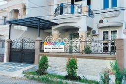Rumah Elit LB 300m2 Siap Pakai Desain Elegan di Semolowaru, Surabaya Rumah Elit LB 300m2 Siap Pakai Desain Elegan di Semolowaru, Surabaya
