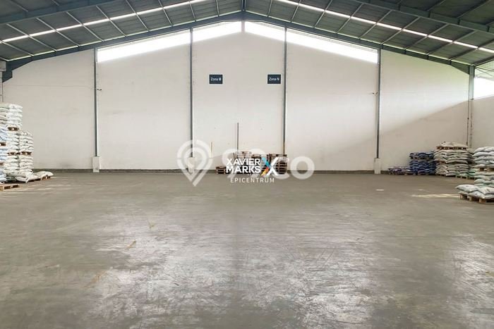 Disewakan Gudang di Kawasan Ramai Malang Kota Luas 1350m2 Disewakan Gudang di Kawasan Ramai Malang Kota Luas 1350m2