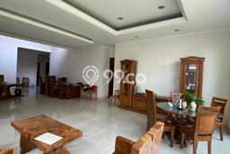 Rumah di , Dekat Pusat Kota, 4 KT Rumah di , Dekat Pusat Kota, 4 KT