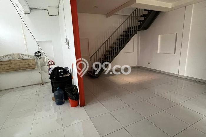 SEWA TERJANGKAU! Ruko Kawasan Bandung Kulon, Luas 160m², Lokasi Komersial SEWA TERJANGKAU! Ruko Kawasan Bandung Kulon, Luas 160m², Lokasi Komersial