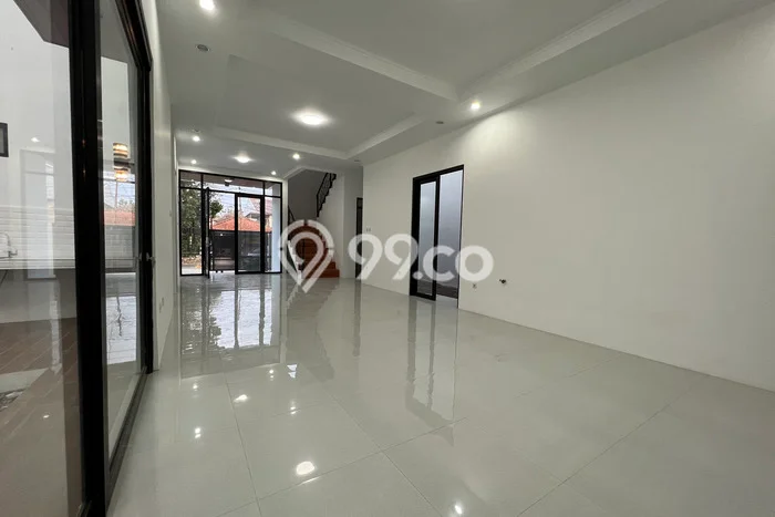 Rumah Disewakan Bandung LT 190m2 LB 169m2 Kawasan Cikutra Rumah Disewakan Bandung LT 190m2 LB 169m2 Kawasan Cikutra