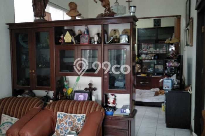 For Sale Hunian Rumah Terawat 4 KT di Wonodri, Semarang For Sale Hunian Rumah Terawat 4 KT di Wonodri, Semarang