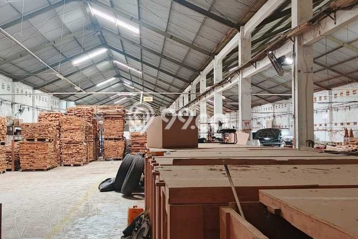 Unit Gudang Dijual di Gatak Sukoharjo 6735m2 Unit Gudang Dijual di Gatak Sukoharjo 6735m2