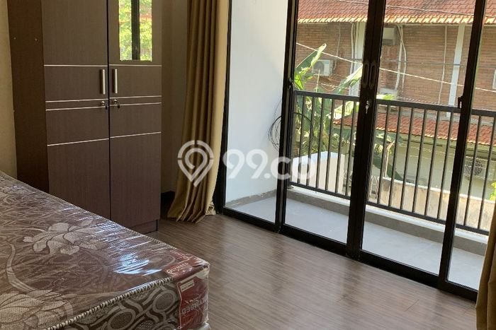 Hunian Eksklusif Siap Huni LT 150m2 di Mulyorejo, Surabaya Hunian Eksklusif Siap Huni LT 150m2 di Mulyorejo, Surabaya