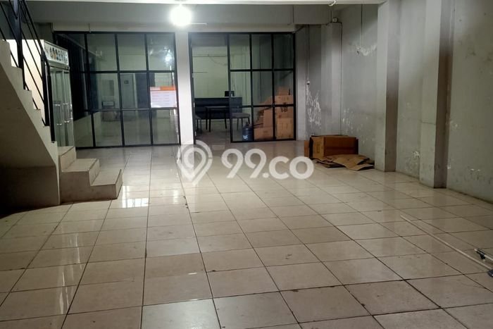 Ruko untuk disewa di Astanaanyar punya LT 180m2 & LB 405m2 harga sewa kompetitif Ruko untuk disewa di Astanaanyar punya LT 180m2 & LB 405m2 harga sewa kompetitif