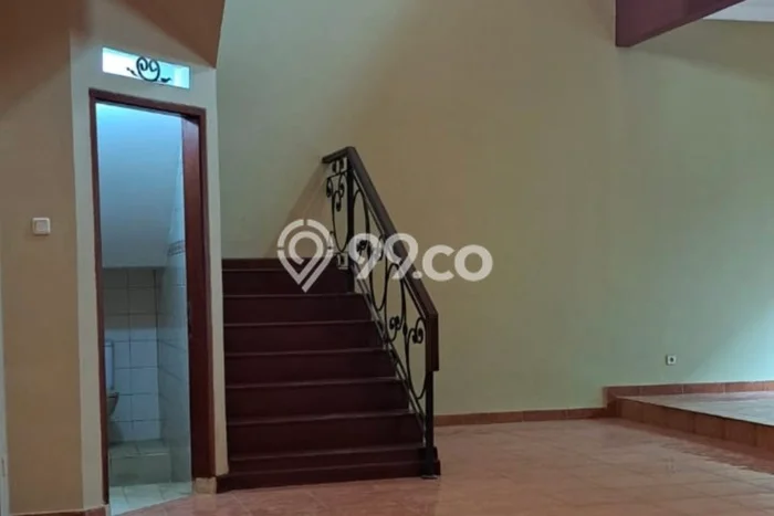 Sewa cepat rumah minimalis lokasi strategis 4 Kamar di Cinere, Depok Sewa cepat rumah minimalis lokasi strategis 4 Kamar di Cinere, Depok