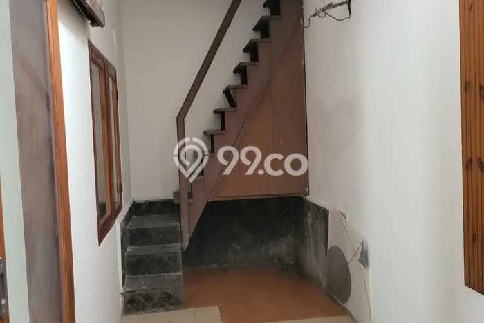 Lokasi strategis! Rumah siap huni disewakan di Mandalajati LB 100m2 Lokasi strategis! Rumah siap huni disewakan di Mandalajati LB 100m2
