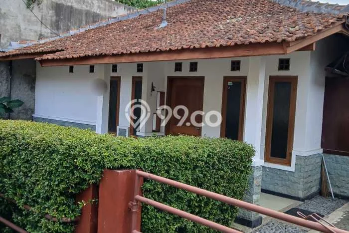 Sewa Rumah Murah di Bandung Utara Bandung Punya 5 Kamar Tidur Sewa Rumah Murah di Bandung Utara Bandung Punya 5 Kamar Tidur