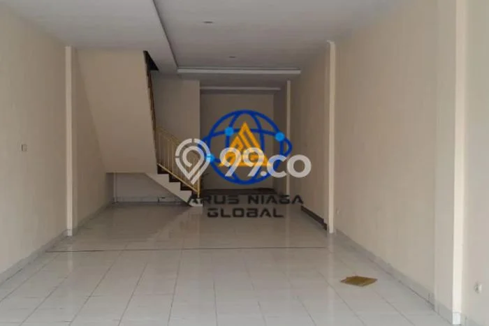 FOR RENT! Ruko di Kemang Cocok untuk Bisnis 225m2 FOR RENT! Ruko di Kemang Cocok untuk Bisnis 225m2