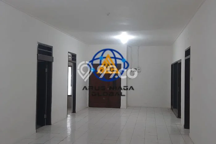 Komersial Disewa di Jakarta Timur dengan LB 200m2 Area Komersial Ramai Komersial Disewa di Jakarta Timur dengan LB 200m2 Area Komersial Ramai