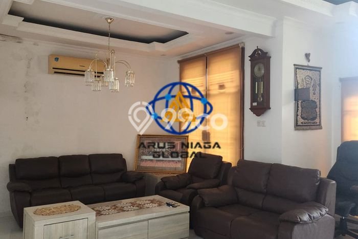Lokasi terbaik! Rumah siap huni disewakan di Cikarang Selatan LB 480m2 Lokasi terbaik! Rumah siap huni disewakan di Cikarang Selatan LB 480m2