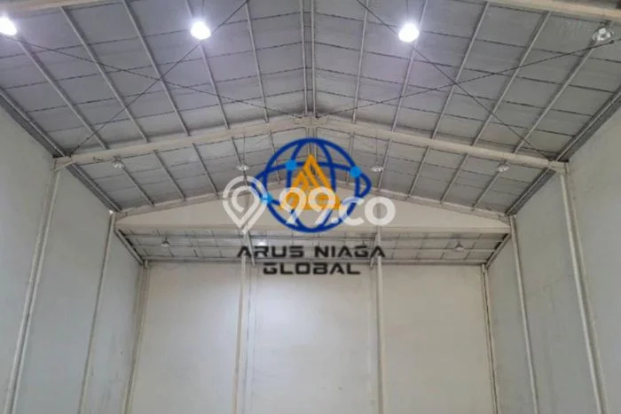 Unit Gudang disewakan di Cikarang Pusat Bekasi dengan LT 848m2 / LB 900m2 Unit Gudang disewakan di Cikarang Pusat Bekasi dengan LT 848m2 / LB 900m2