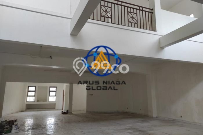 FOR RENT! Ruko di Narogong Cocok untuk Bisnis 200m2 FOR RENT! Ruko di Narogong Cocok untuk Bisnis 200m2