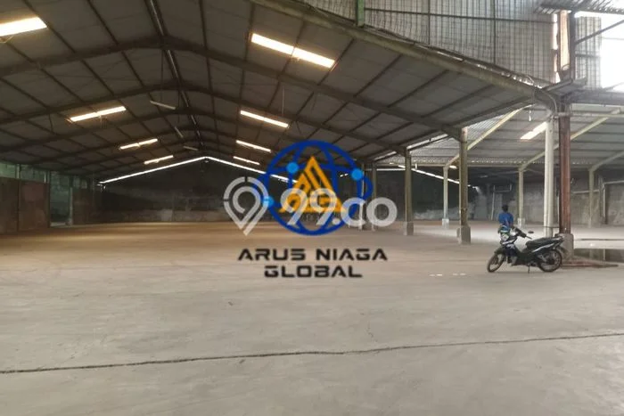 Unit Gudang disewakan di Cibinong Bogor dengan LT 1560m2 / LB 1560m2 Unit Gudang disewakan di Cibinong Bogor dengan LT 1560m2 / LB 1560m2