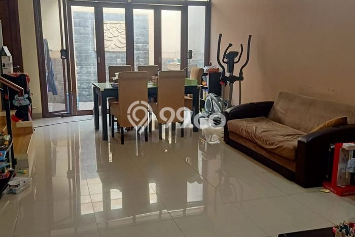Hunian Mewah Dijual LT 116m2 di Kelapa Gading, Jakarta Utara Hunian Mewah Dijual LT 116m2 di Kelapa Gading, Jakarta Utara