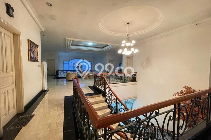 Hunian Eksklusif Siap Huni LT 768m2 di Kelapa Gading, Jakarta Utara Hunian Eksklusif Siap Huni LT 768m2 di Kelapa Gading, Jakarta Utara