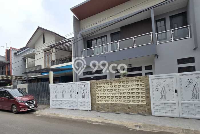 Rumah Luxury Modern Tanpa Renovasi di BSD Griya Loka Tangerang Rumah Luxury Modern Tanpa Renovasi di BSD Griya Loka Tangerang