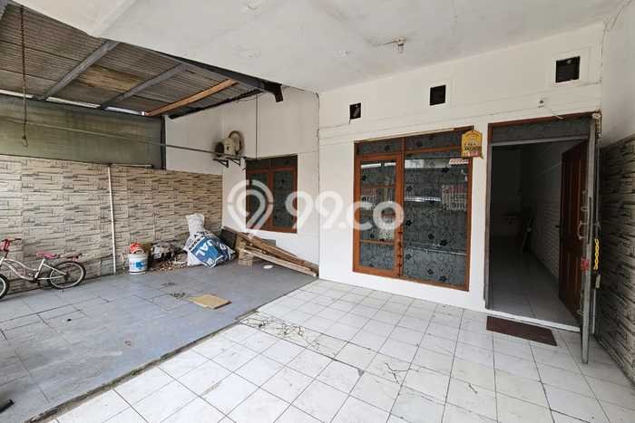 Dijual Hunian Rumah Terawat 2 KT di Taman Holis Indah, Bandung Dijual Hunian Rumah Terawat 2 KT di Taman Holis Indah, Bandung