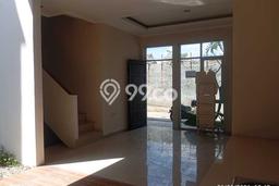 Jual Rumah Eksklusif 2 KT di Buah Batu, Bandung Jual Rumah Eksklusif 2 KT di Buah Batu, Bandung
