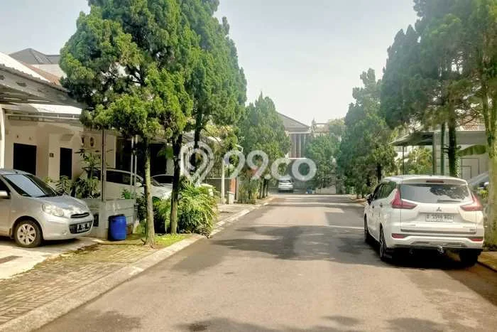 Sewa Rumah Murah di Singgasana Bandung Punya 3 KT Sewa Rumah Murah di Singgasana Bandung Punya 3 KT