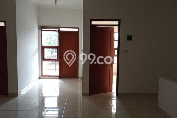 Ruko bagus disewakan di Antapani Bandung dengan LB 200m2 harga sewa terbaik Ruko bagus disewakan di Antapani Bandung dengan LB 200m2 harga sewa terbaik