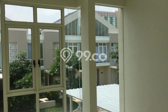 Jual Rumah Modern 2 KT di Pakuwon City, Surabaya Jual Rumah Modern 2 KT di Pakuwon City, Surabaya