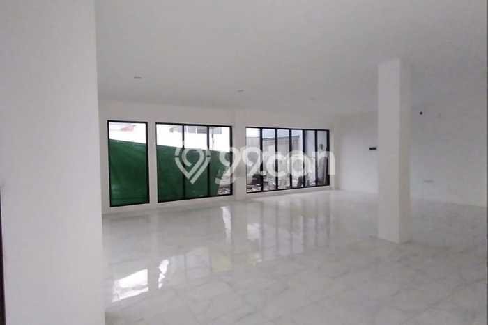 Kantor paling strategis disewakan di Kenjeran Surabaya Kantor paling strategis disewakan di Kenjeran Surabaya