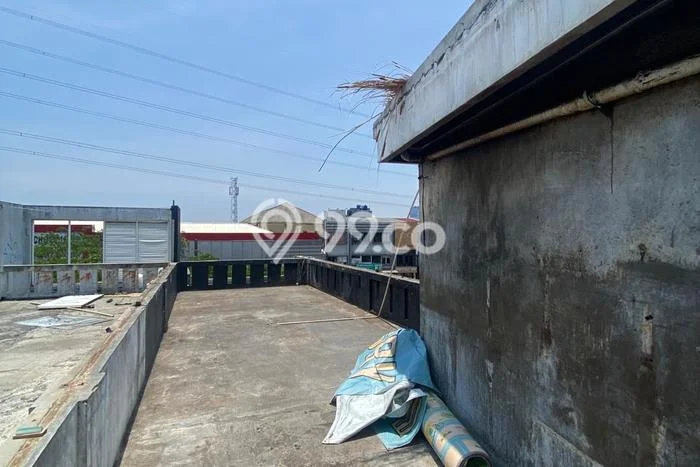 Untuk Disewa Ruko di Ciledug Tangerang LT 72m2, LB 144m2 Untuk Disewa Ruko di Ciledug Tangerang LT 72m2, LB 144m2