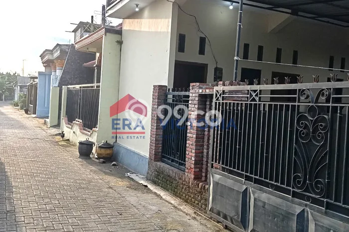 Rumah Modern Minimalis 10 Kamar Bisa Langsung Pindah di Ngasem Rumah Modern Minimalis 10 Kamar Bisa Langsung Pindah di Ngasem
