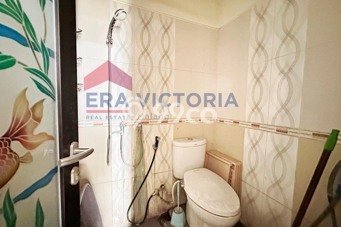 Rumah Eksklusif Siap Huni LT 268m2 di Blimbing, Malang Rumah Eksklusif Siap Huni LT 268m2 di Blimbing, Malang