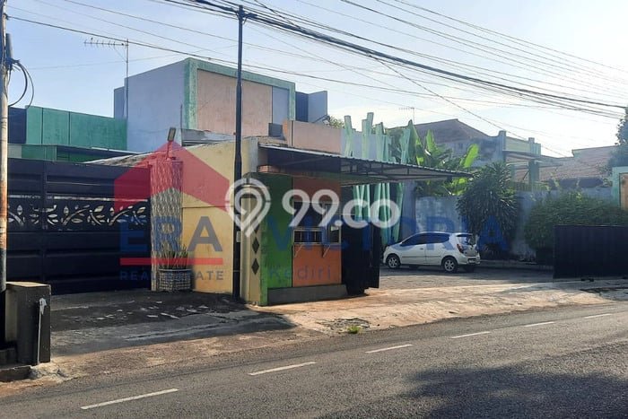 Rumah Eksklusif Siap Huni LT 600m2 di Kanigaran, Probolinggo Rumah Eksklusif Siap Huni LT 600m2 di Kanigaran, Probolinggo