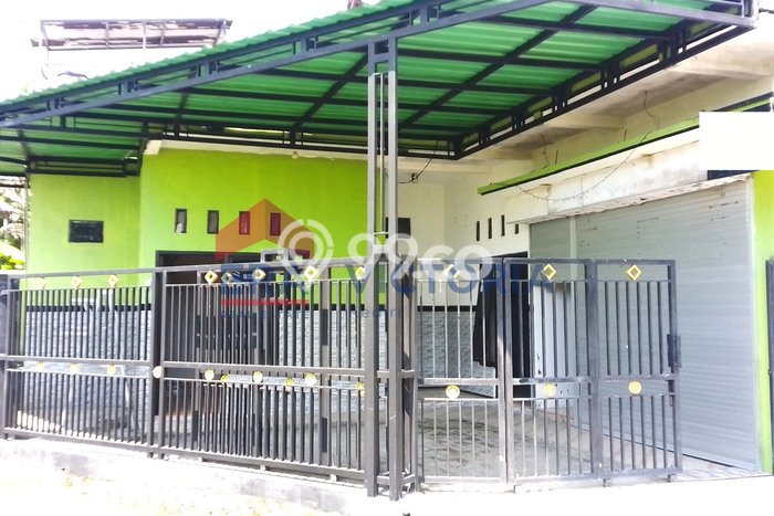 Dijual Kost Strategis di Kertosono, Nganjuk 5 KT, 5 KM, Luas Bangunan 191m2 Dijual Kost Strategis di Kertosono, Nganjuk 5 KT, 5 KM, Luas Bangunan 191m2