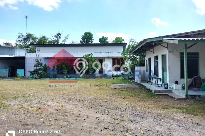 Gudang Dijual di Prime Area Kediri Luas 840m2 Gudang Dijual di Prime Area Kediri Luas 840m2