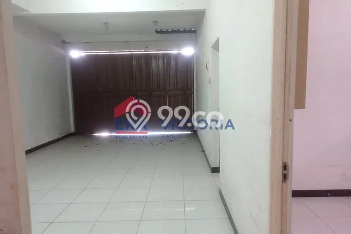 Ruko Dijual di Mojoroto Kediri dengan LB 200m2 Ruko Dijual di Mojoroto Kediri dengan LB 200m2