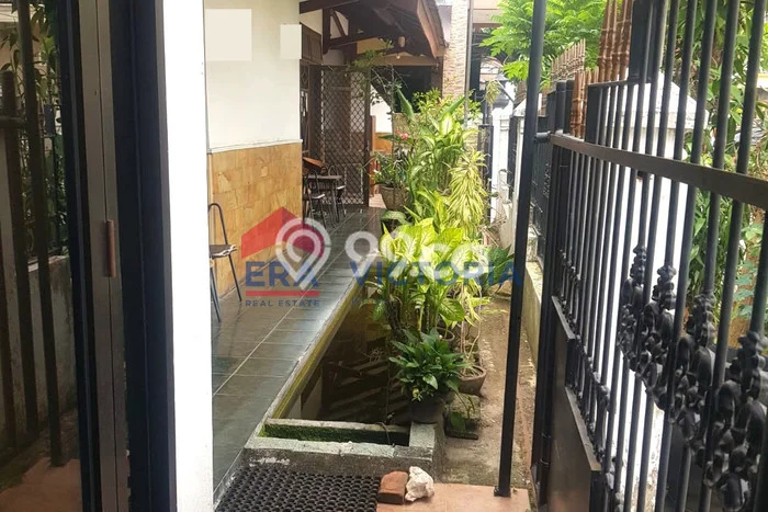 Rumah Strategis Minimalis Lb 120m2 di Mojoroto, Kediri Rumah Strategis Minimalis Lb 120m2 di Mojoroto, Kediri