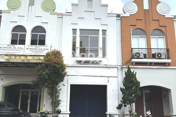 Ruko Kawasan Komersial di Serpong Utara, Luas 130m², Jalan Utama Ruko Kawasan Komersial di Serpong Utara, Luas 130m², Jalan Utama
