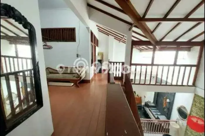 Disewakan Rumah Konsep Modern di Mampang Prapatan Jakarta Selatan dengan 0 KT Disewakan Rumah Konsep Modern di Mampang Prapatan Jakarta Selatan dengan 0 KT