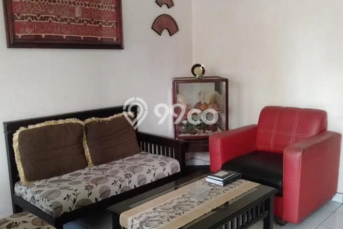 Jual Rumah Bagus Siap Huni LB 130m2 di Cileunyi, Bandung Jual Rumah Bagus Siap Huni LB 130m2 di Cileunyi, Bandung